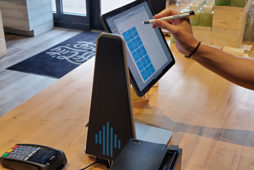 Tips to Improve Sales in Retail: Boost Customer Conversions