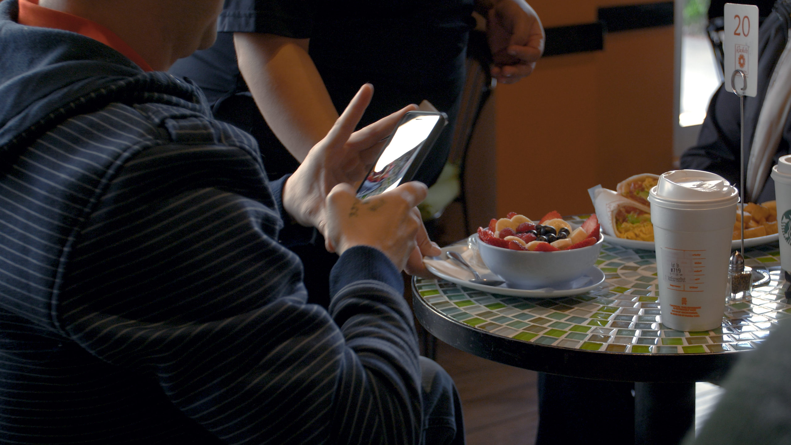 Omnichannel Marketing: Business Model for Retail Data